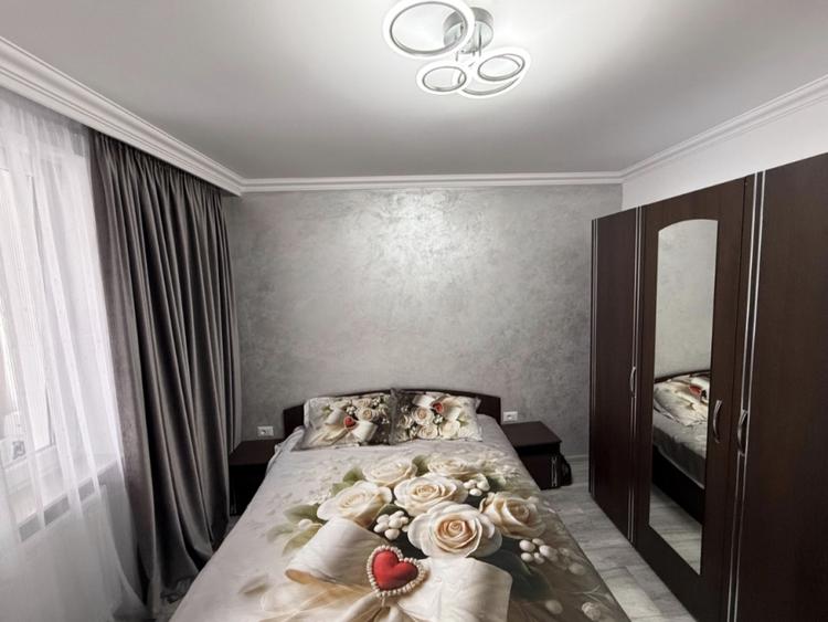 Apartament cu 2 camere decomandat, mobilat în Siret