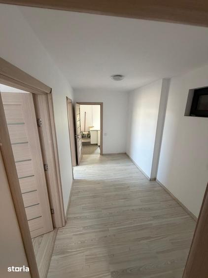 Apartament cu 3 camere decomandat în Colentina