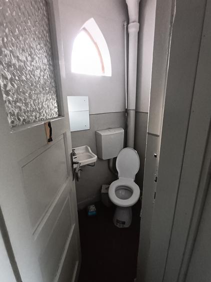 Casă individuală cu 5 camere cu Teren 150 Mp în Cantacuzino
