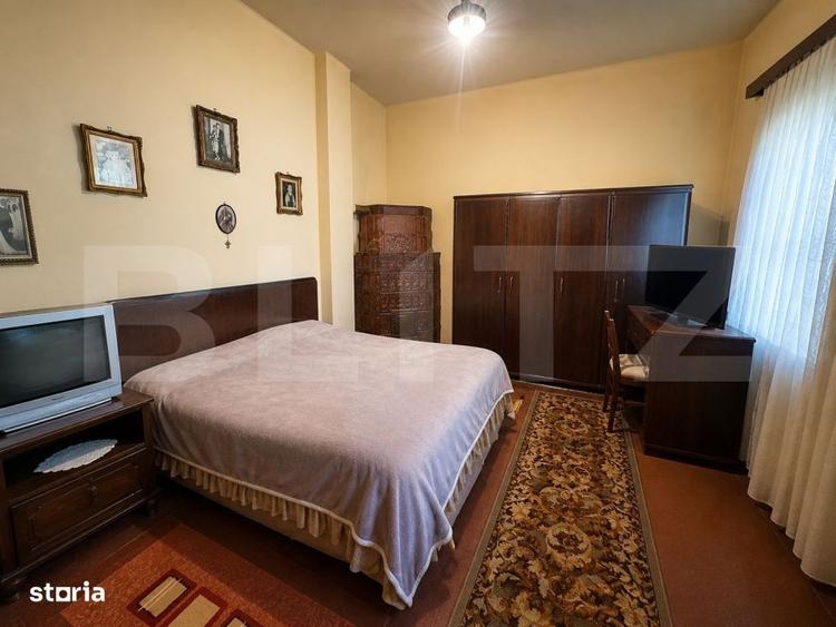 Casă cu 3 camere decomandat cu Teren 374 Mp în Central