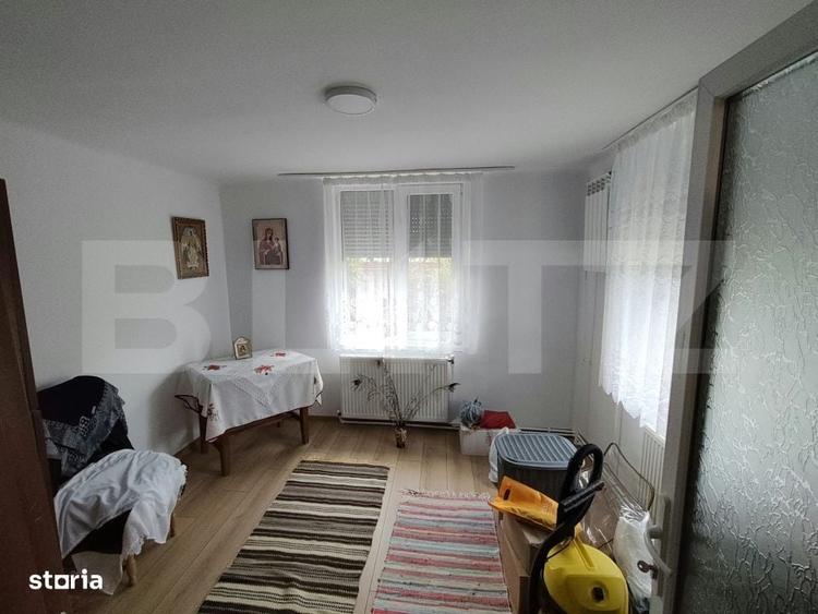Casă cu 3 camere în Iazu