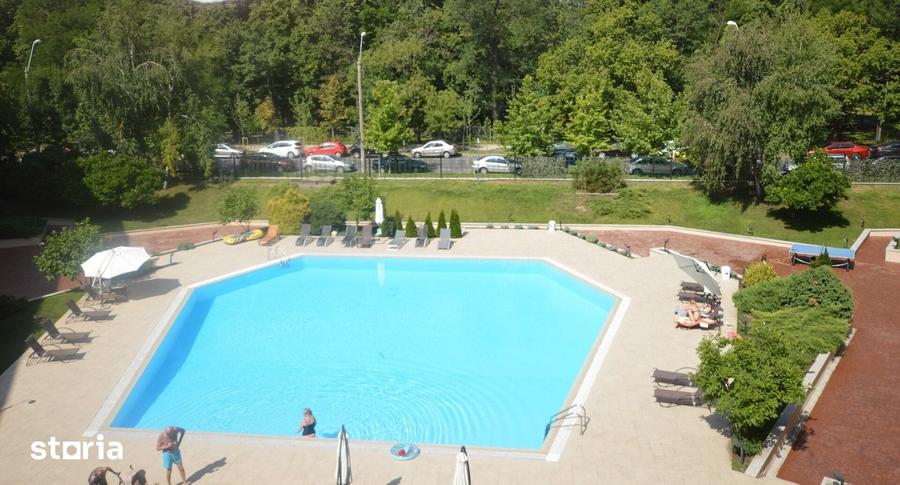 Apartament cu 4 camere în Herăstrău