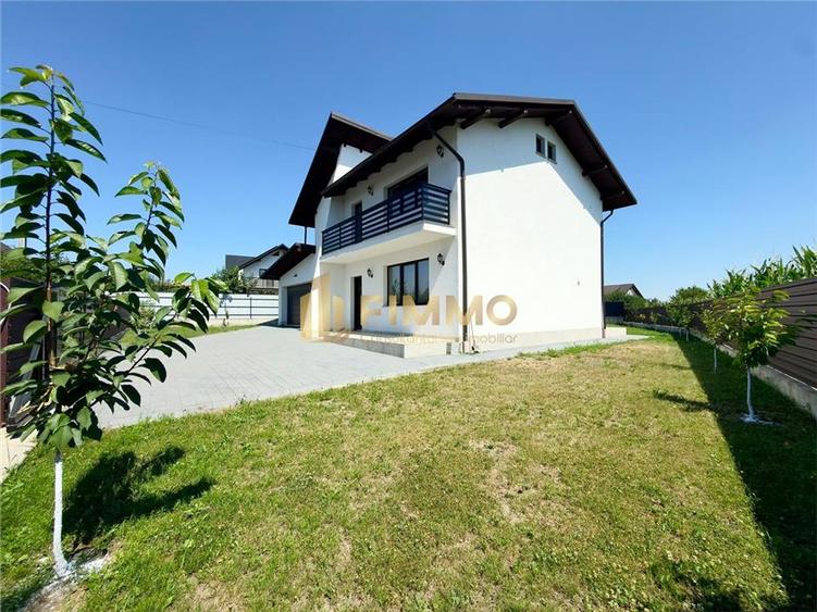 Casă individuală cu 4 camere cu Teren 700 Mp în Moara