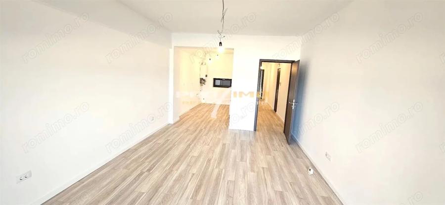 Apartament cu 3 camere decomandat în Mamaia