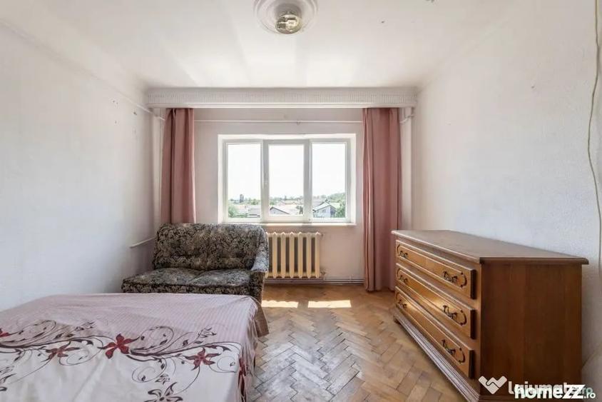 Apartament cu 3 camere decomandat în Găvana