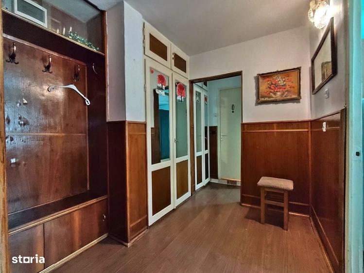 Apartament cu 2 camere decomandat în Iosia