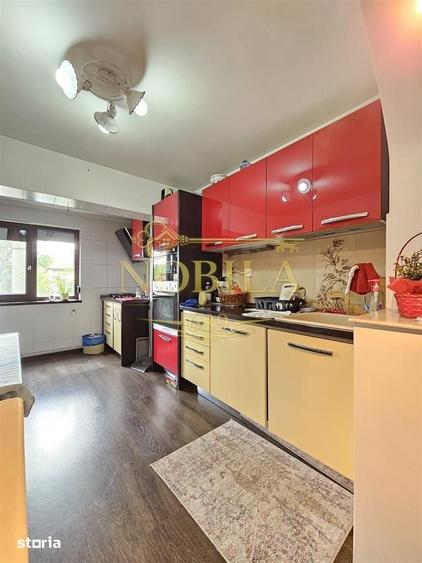 Apartament cu 2 camere decomandat, mobilat în Central