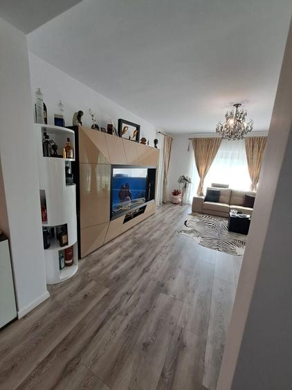 Casă cu 4 camere în Găvana