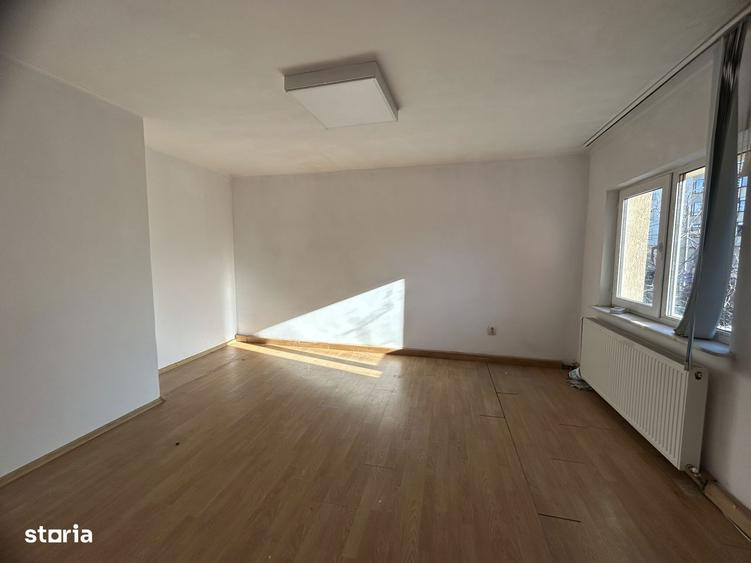 Spatiu de inchiriat Pite?ti. - 15