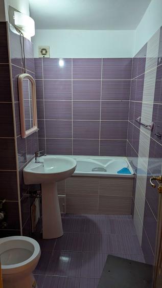 Inchiriez apartament 2 camere CF 1 decomandat , utilat in Gavana 2 - 1