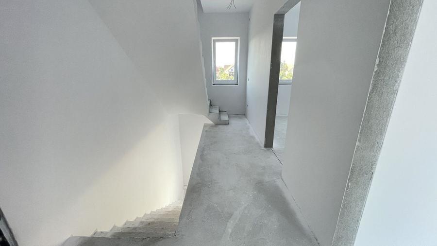 Comision 0% -Triplex  P+1E+M-Sacalaz -finisaje la alegere - 44