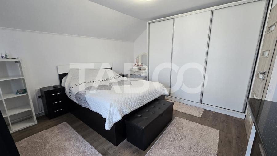 Casa individuala de vanzare 4 camere 2 bai balcon si parcare Selimbar - 11