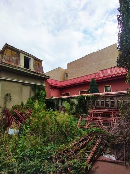 VAND TEREN IN COTROCENI STADAL 1240 MP + 3 VILE RENOVABILE LA CEL MAI BUN PRET - 4