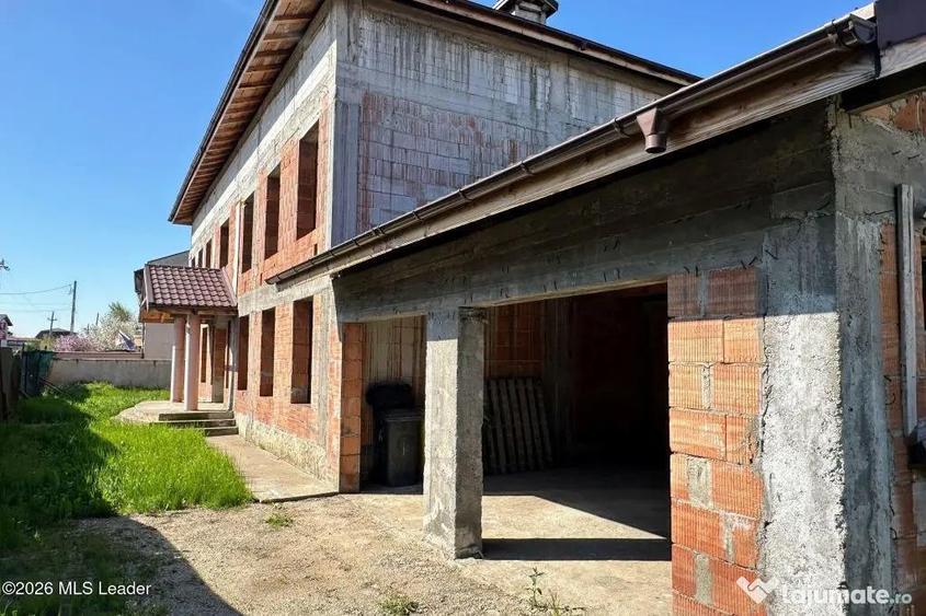Domnesti - cladire 319 mp util, 2x garaj, ideal comercial - 2
