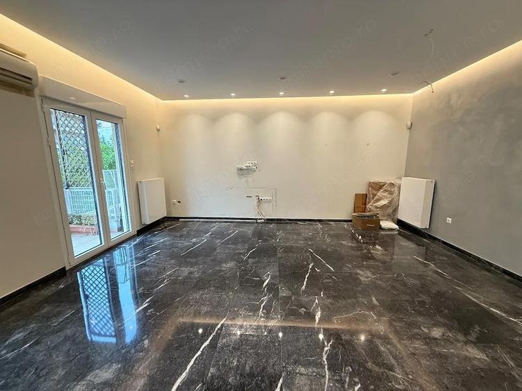 Spatiu comercial de inchiriat in zona Unirii in apropiere de metrou - 8