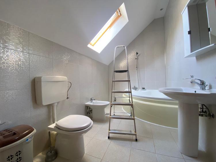 Individual villa for rent with 700 sq. m garden - 20