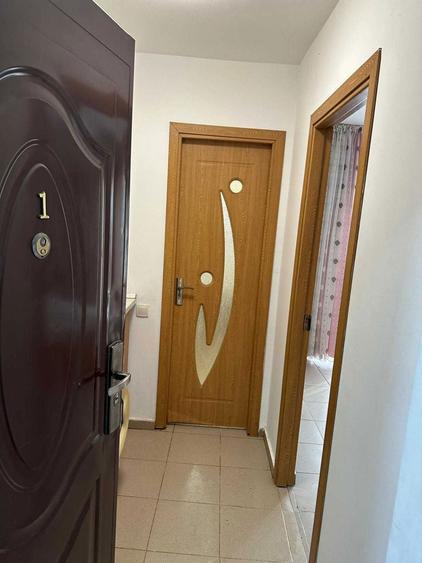 Inchiriez garsoniera 20 mp zona Anda - 1