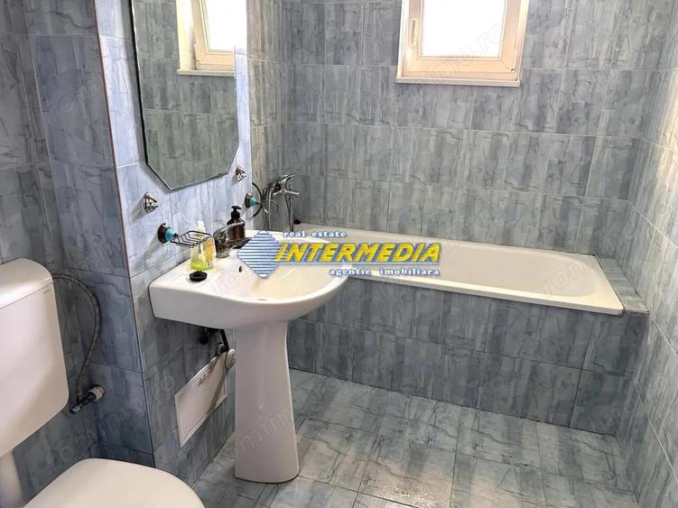 3 camere de inchiriat Bloc Nou Centru etaj 1 mobilat - 20