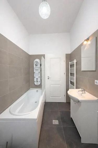 Apartament decomandat 2 camere, 57 mp + terasa 27 mp , Andrei Mure?anu - 5