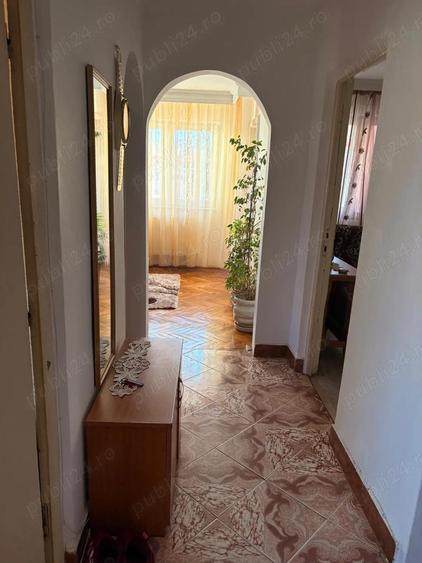 Proprietar, va nd apartament cu 3 camere ,decomandat. - 7