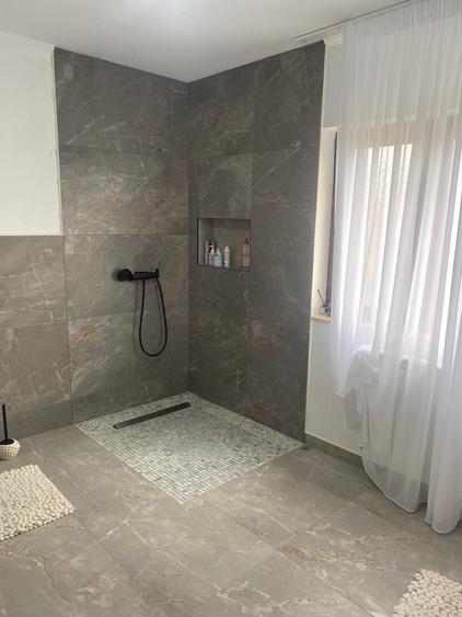 Casă cu 2 camere în Central