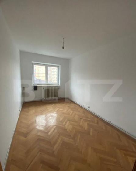 Apartament 3 camere, etaj intermediar, cartier George Enesc - 1