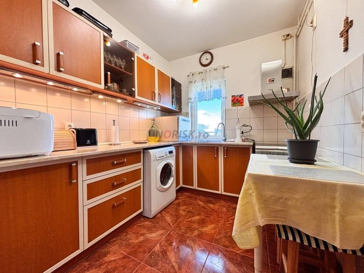 PRIMA Inchiriere Apartament 2 Camere Ten Blocks PACII  - 7min Metrou - 16