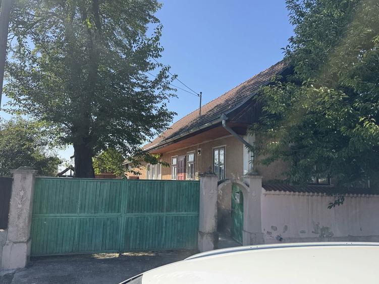 Casa de vanzare Com Chichis - 2