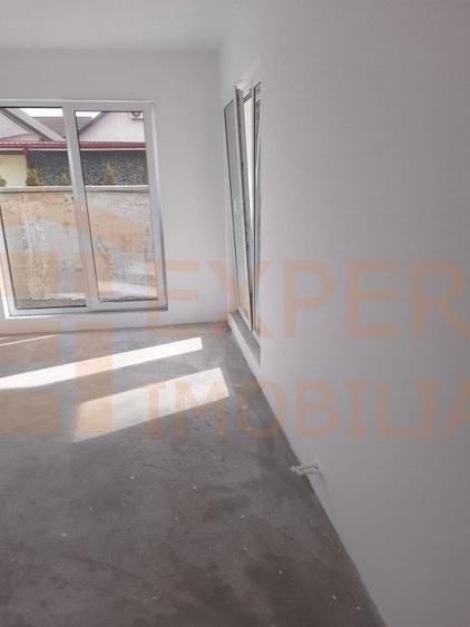 Casa situata in zona Costinesti - 13