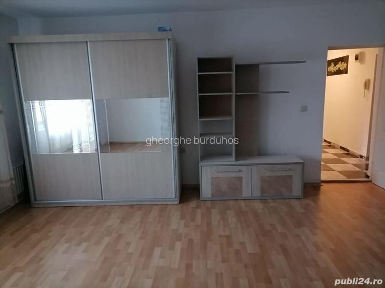 Apartament de inchiriat
