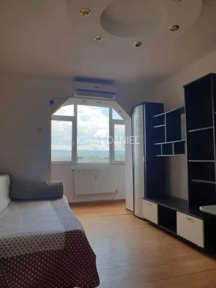Apartament cu 2 camere, DECOMANDAT - zona Podu Ros
