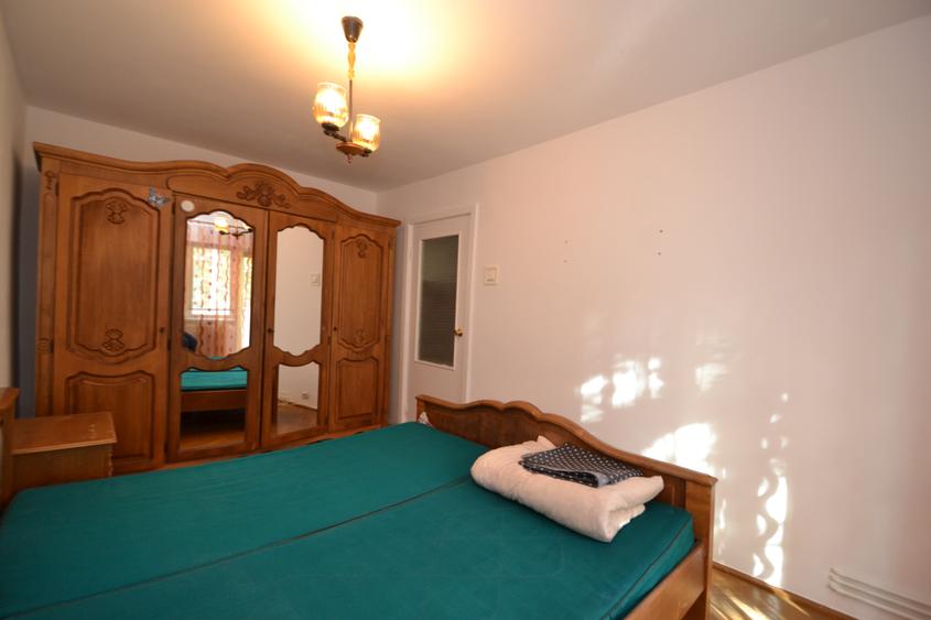 ap. 2 camere, decomandat, 2 bai, zona Aradului - 3