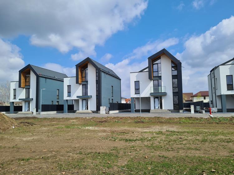 Teren unic, exclusivist – zonă premium, perfect pentru vilă/imobil de lux. OMNIA - 1