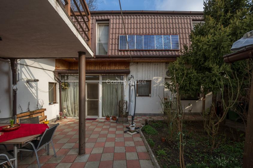 Casa 5 camere P+M plus spațiu comercial–Bucurestii Noi-langa Parcul Bazilescu