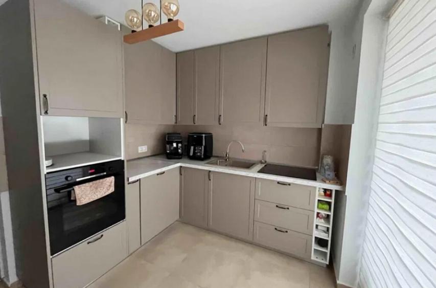 Apartament 3 camere, decomandat - zona Tractorul - 6