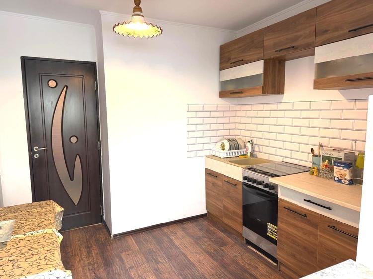 Inchiriez apartament 3 camere, zona Traian, str. Matei Basarab - 4