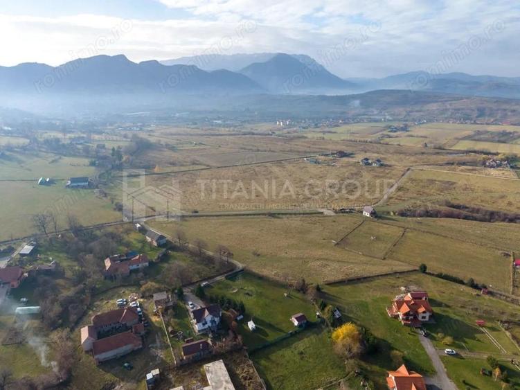 Teren intravilan parcelabil, priveli?te spre mun?i, Sohodol, Bran - 13