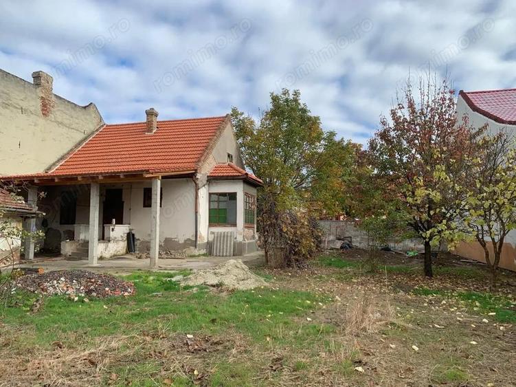 Teren intravilan 1000 mp in Lipovei - 1