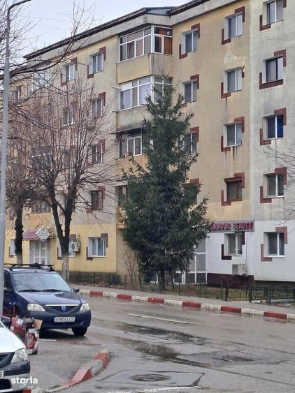 Vand apartament la pret de garsoniera - 1