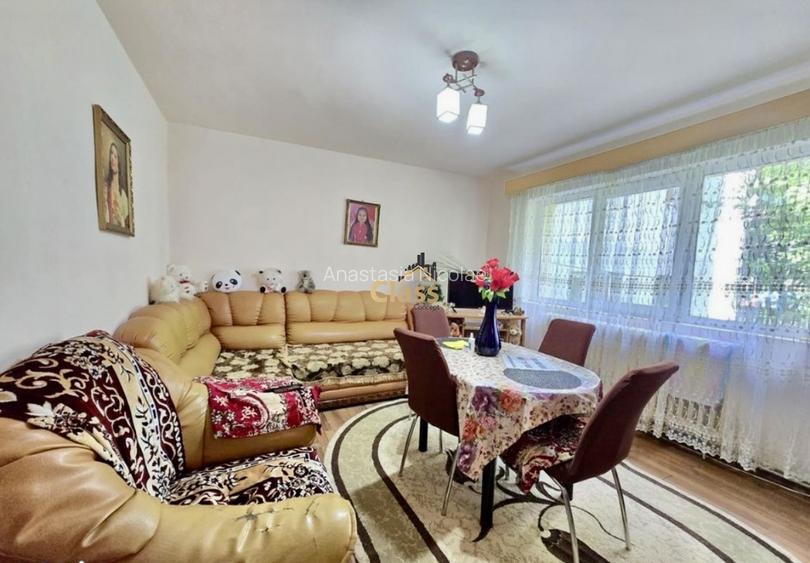 Apartament 3 camere | 54 mpu | zona Mehedinti Manastur Apartament 3 camere | 54 mpu | zona Mehedinti Manastur