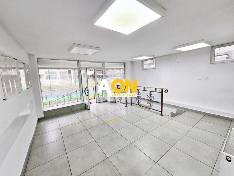 Spatiu comercial, 90 mp utili ( 65 parter + 15 subsol ), Cetate - 1