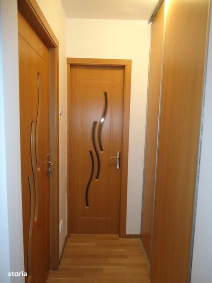 Apartament 2 camere - sector 4 - centrala proprie - 10