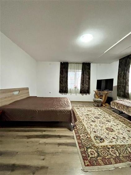 Casa individuala, S+P+M, 5 dormitoare, teren 586mp, zona buna, Harman - 8