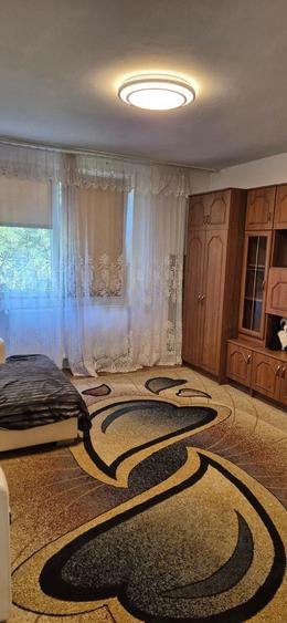 Ofer spre inchiriere Garsoniera confort sporit - 2