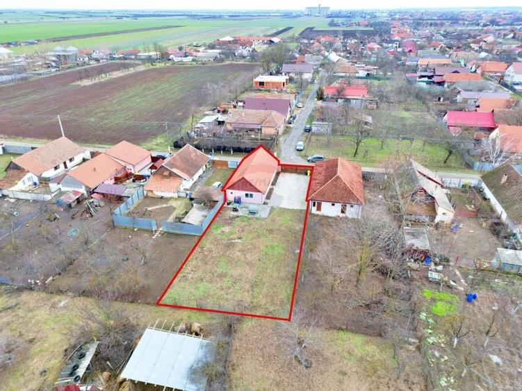 Casă cu 3 camere de vânzare în Pecica - 17