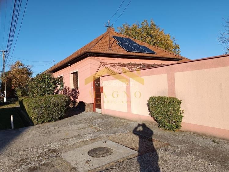 Casa de vanzare in Vladimirescu in zona primariei.