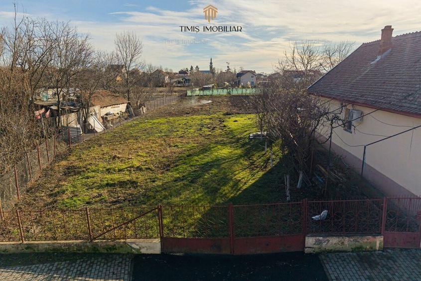 Teren de 1340 mp, în Remetea Mare
