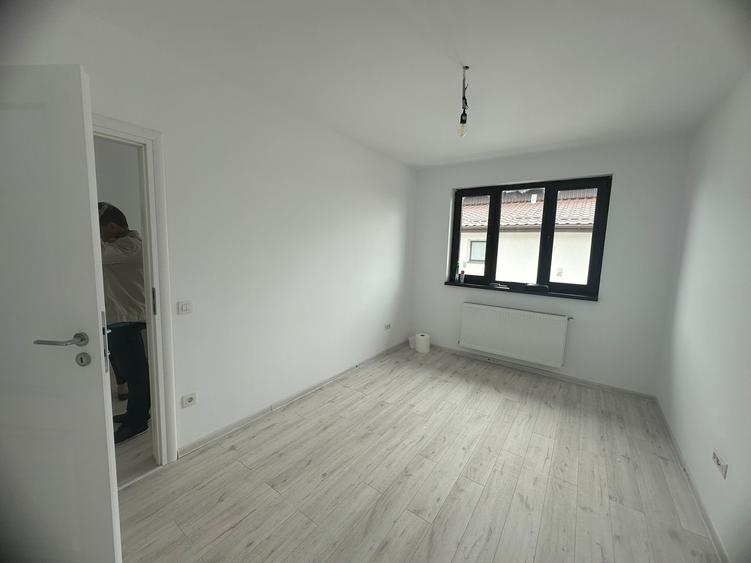 Vila cocheta in Ostratu - mai sunt de vanzare 2 - 28