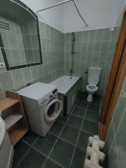 De inchiriat locuinta la curte zona centrala - 3