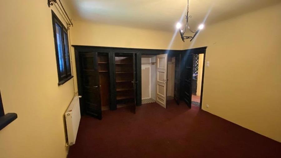 Calea Mosilor: Apartament cu 6 camere in vila, ideal comercial cu trafic redus ! - 2